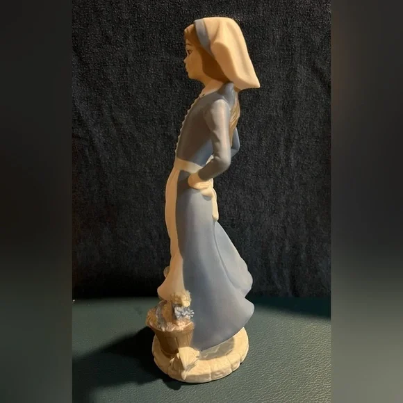 Vintage Byron Molds Ceramic Figurine• Lottie Girl with Goose & Flowers •1984 •9” - Picture 3 of 5